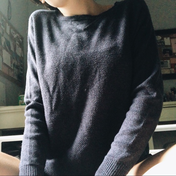 navy american eagle sweater - Picture 2 of 2